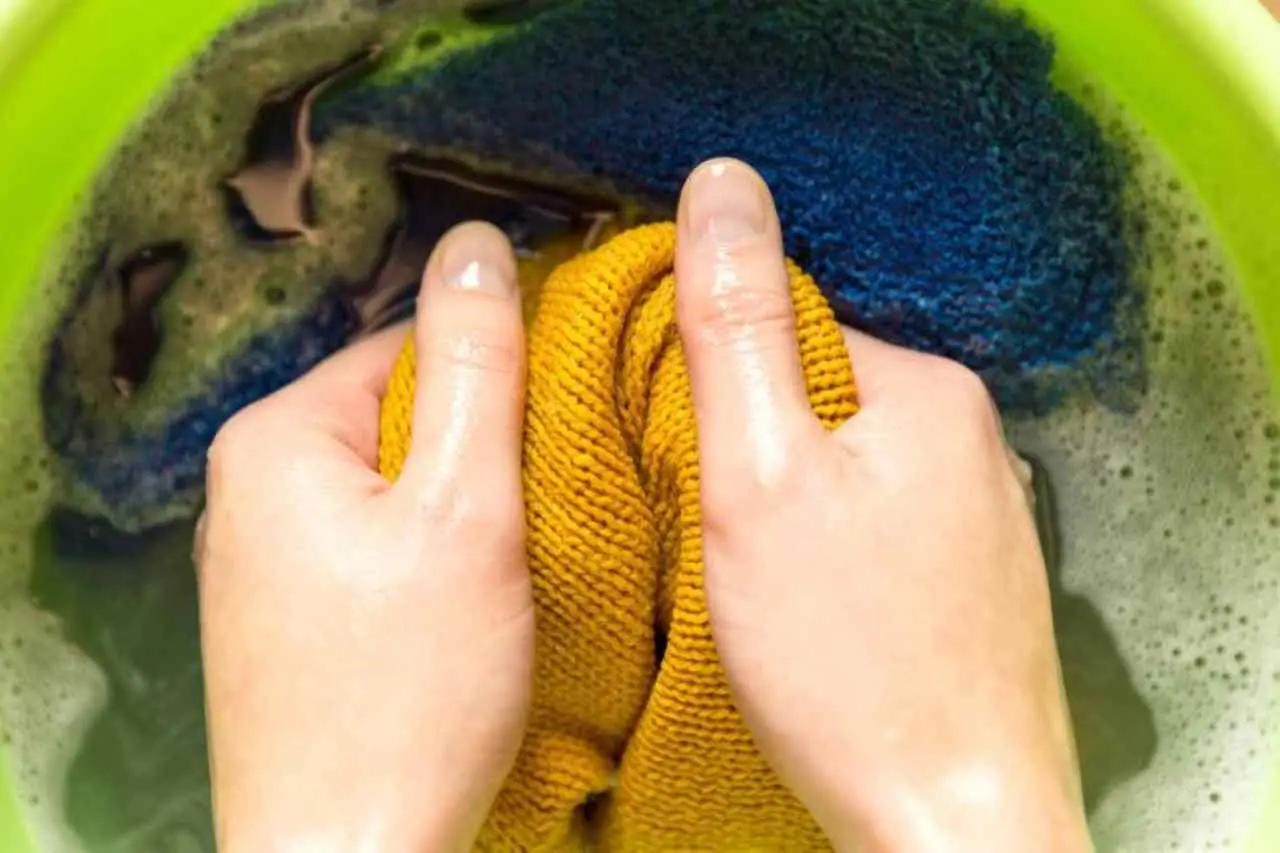 Lavi sempre gli stracci a questa temperatura? Stai solo diffondendo germi ovunque